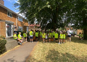 Oakleaf Pupils Lead Successful Community Litter Pick